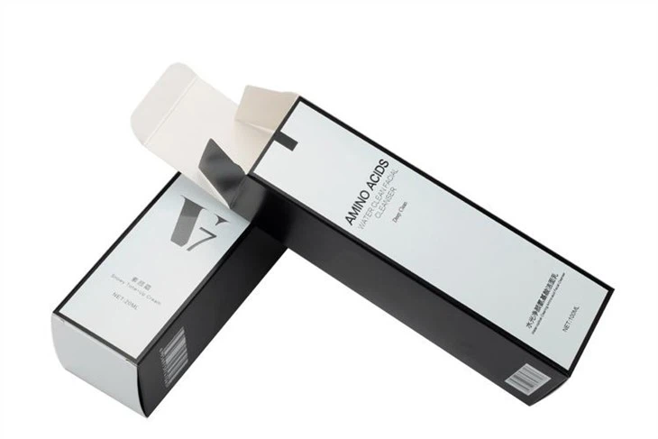 small white boxes